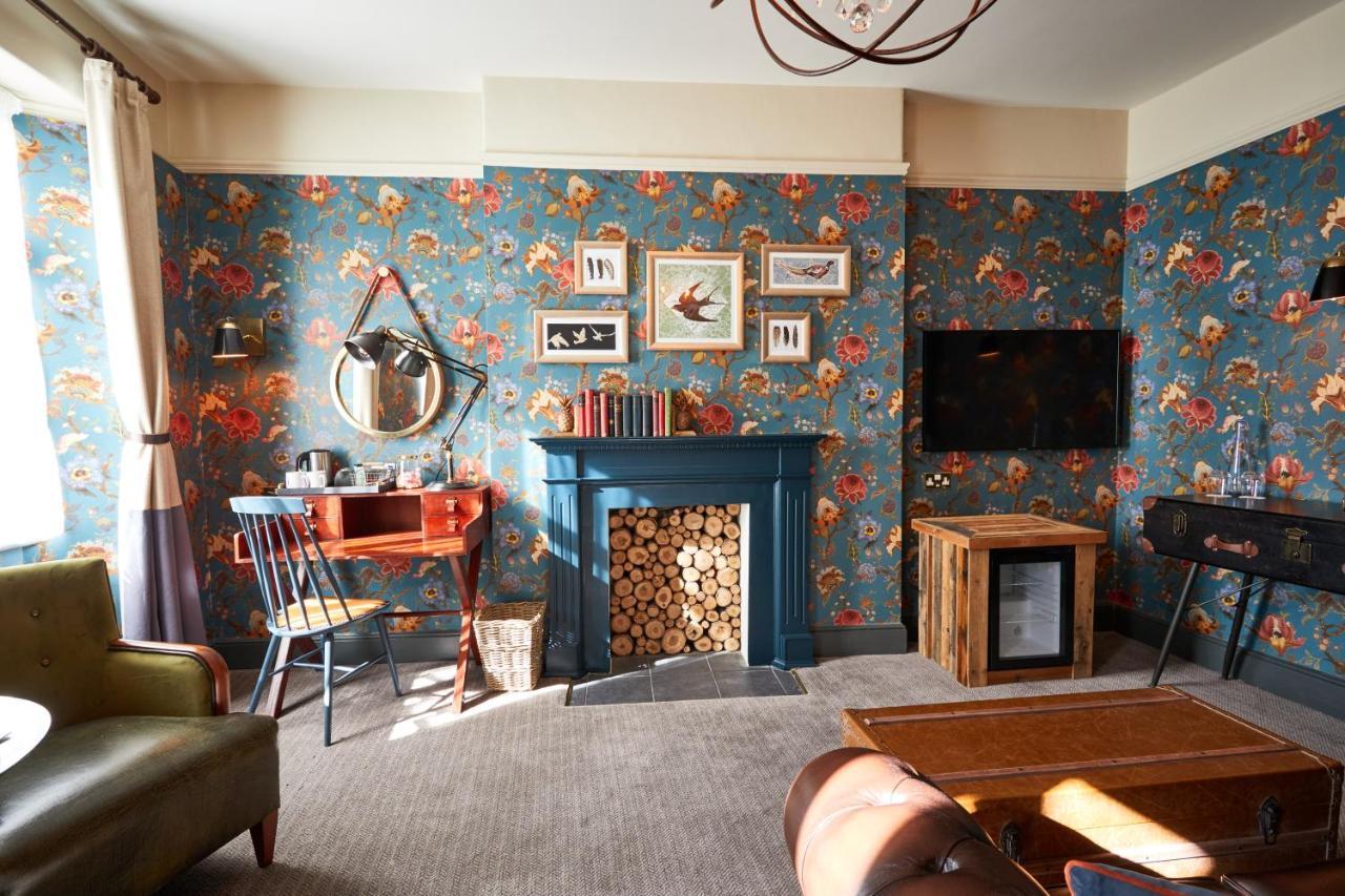 The Fleece At Cirencester Luaran gambar The interior of the hotel